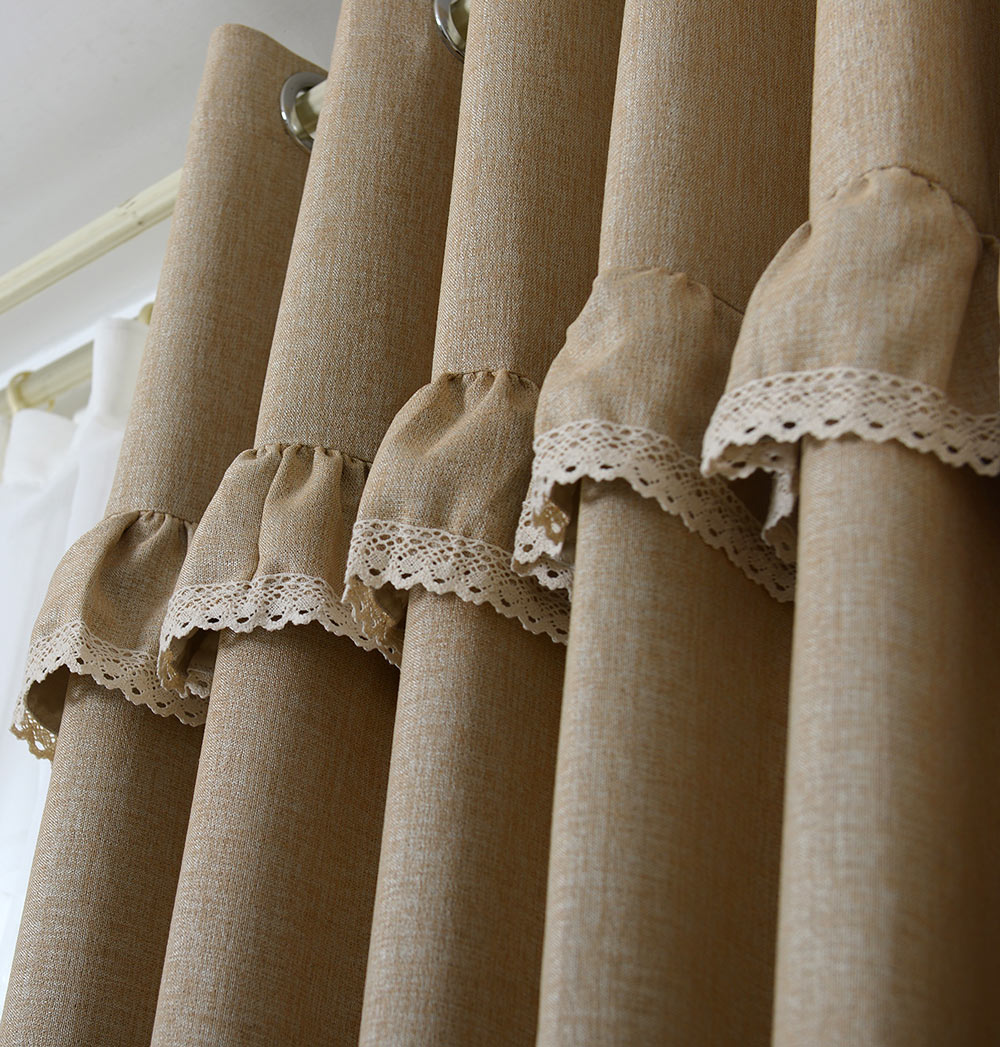 Linen curtains with lace