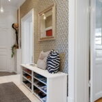 shoe rack in the hallway decor ideas