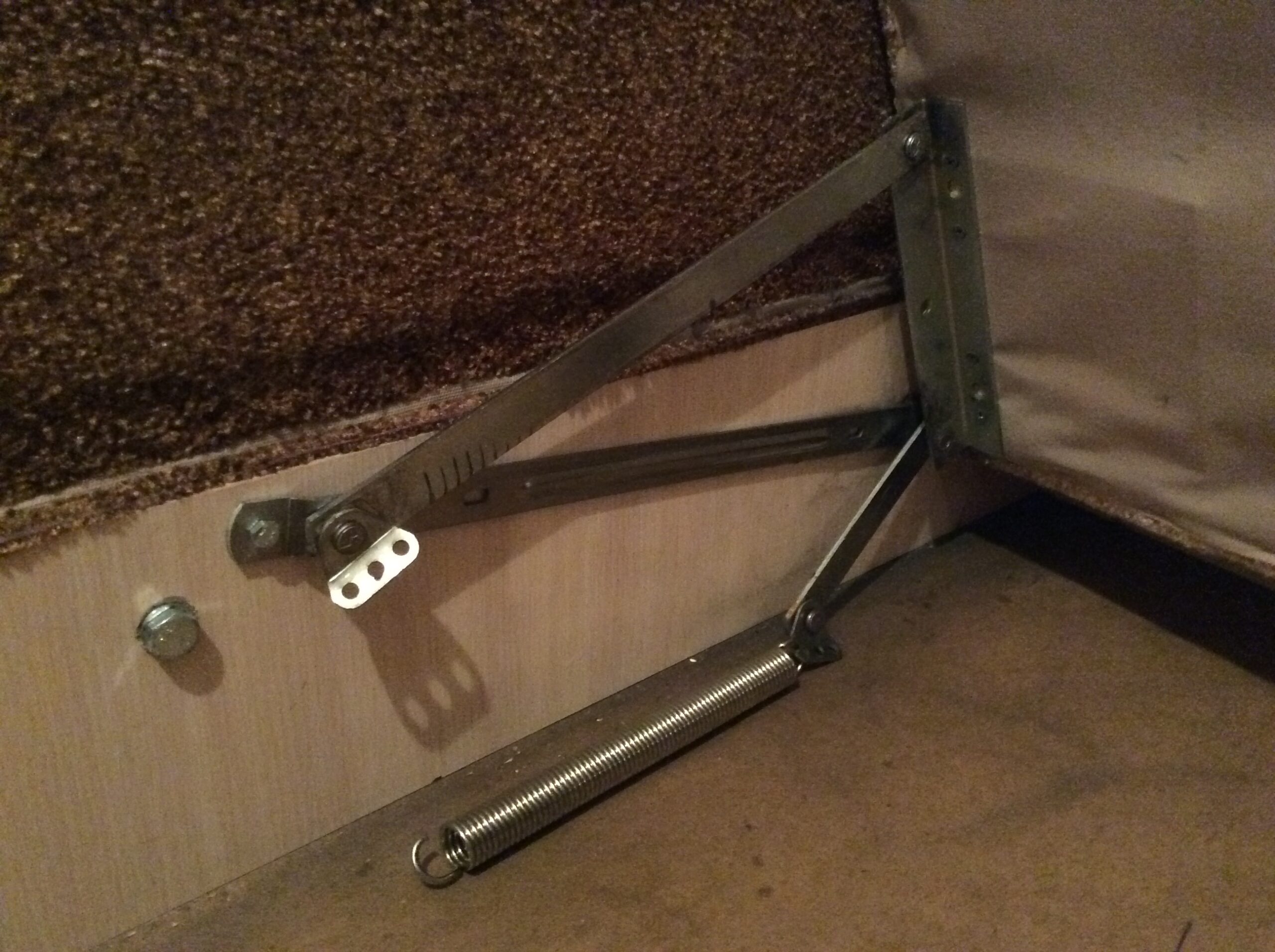 dismantling the bed mechanism