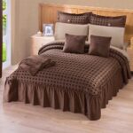 bedspread color dark