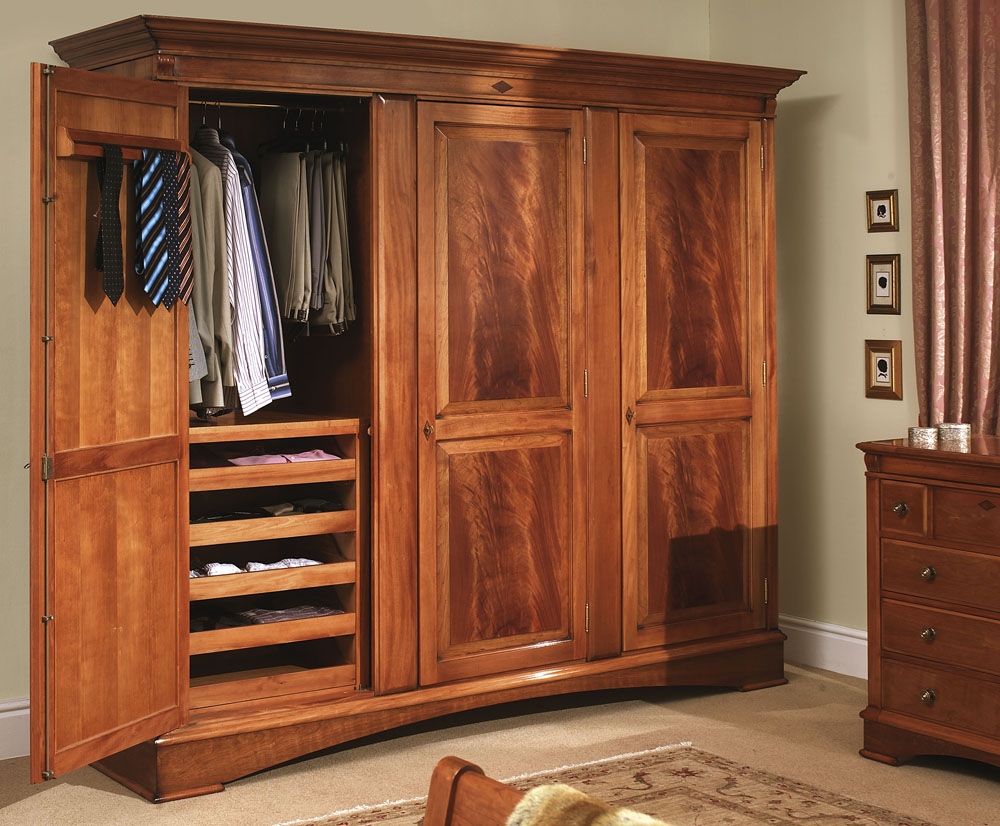 popularity of wooden cabinets