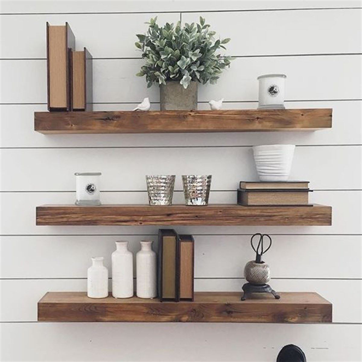 correctly fixed shelves