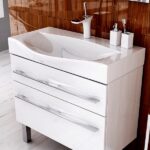 lavabo avec meuble sous vasque dans la salle de bain décoration photo