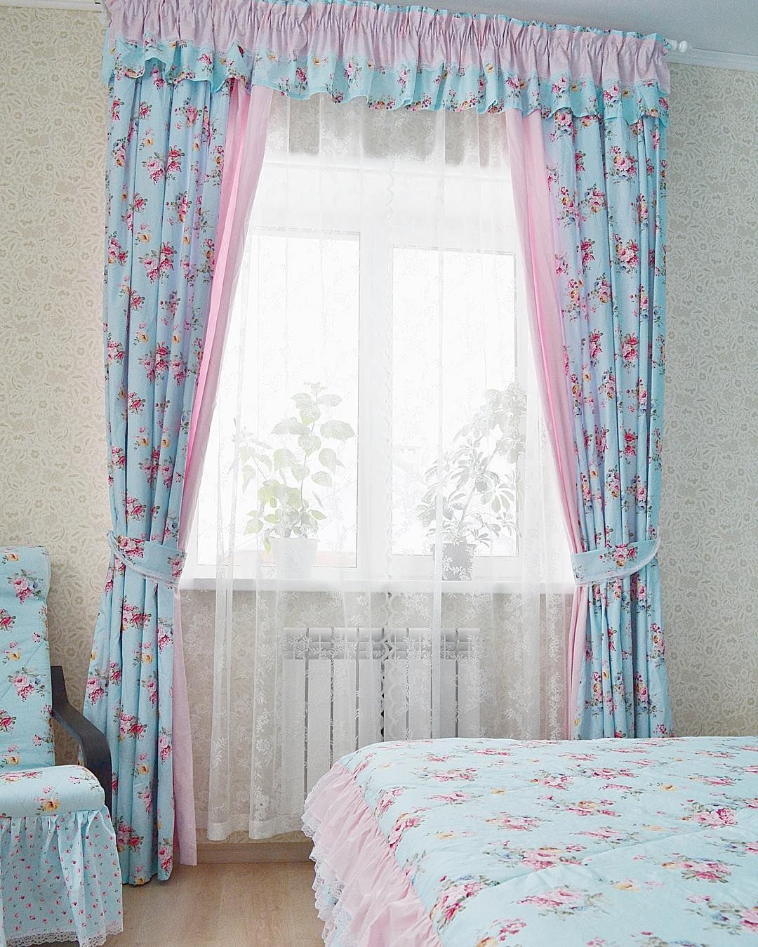 pink blue curtains