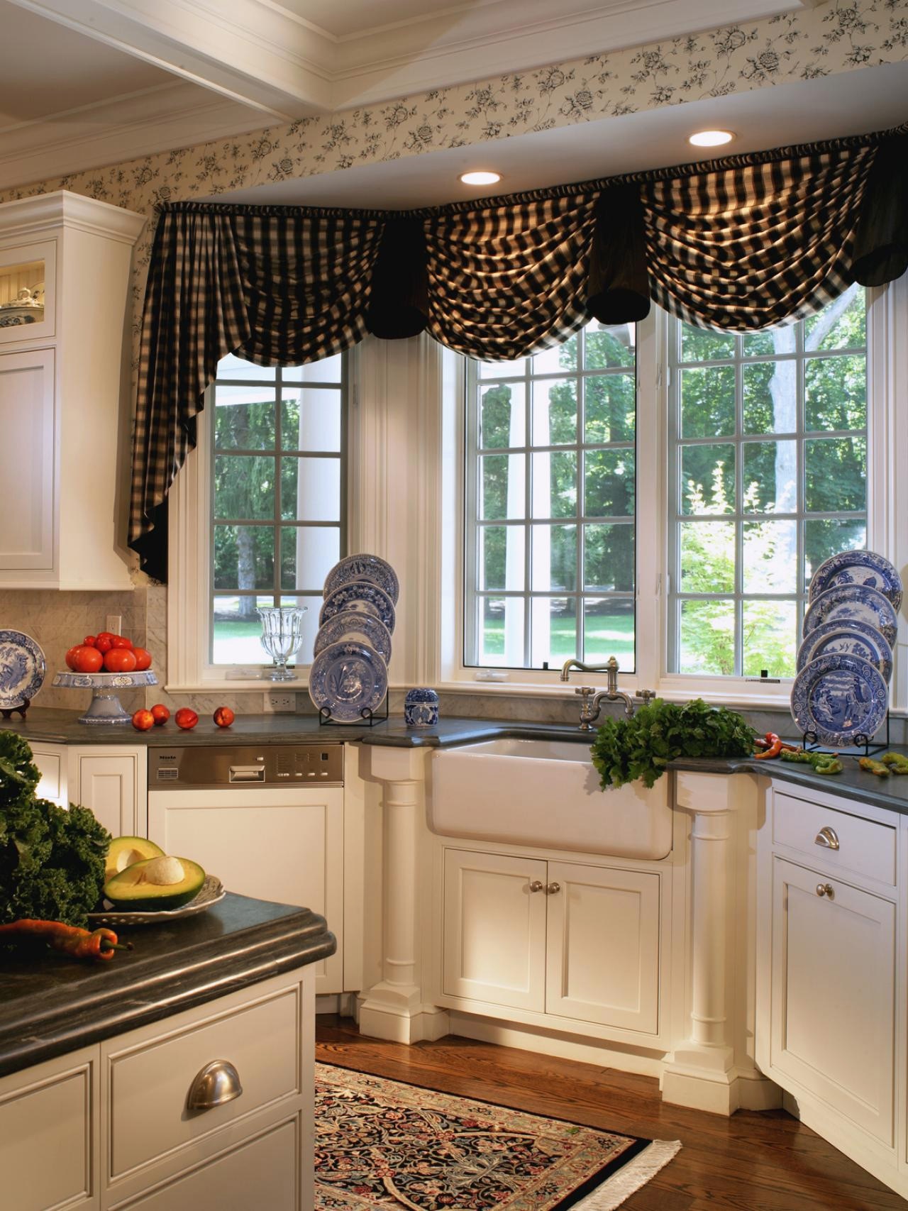 types of kitchen curtains