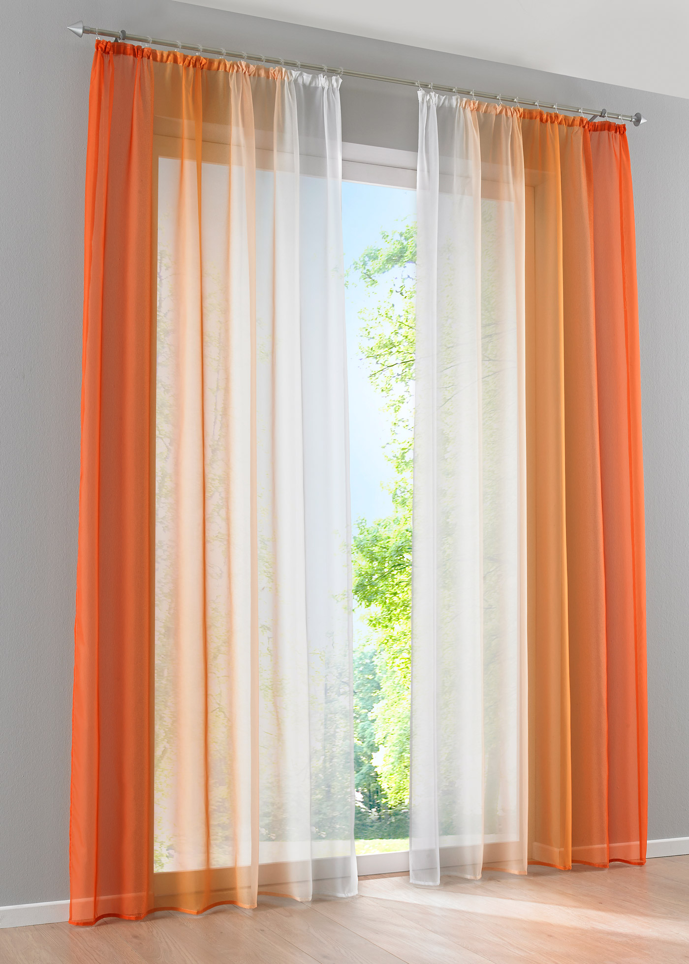 the number of colors on the curtains