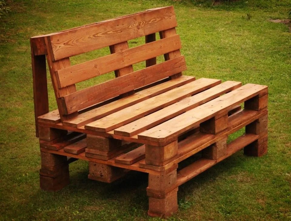 pallet bench photo