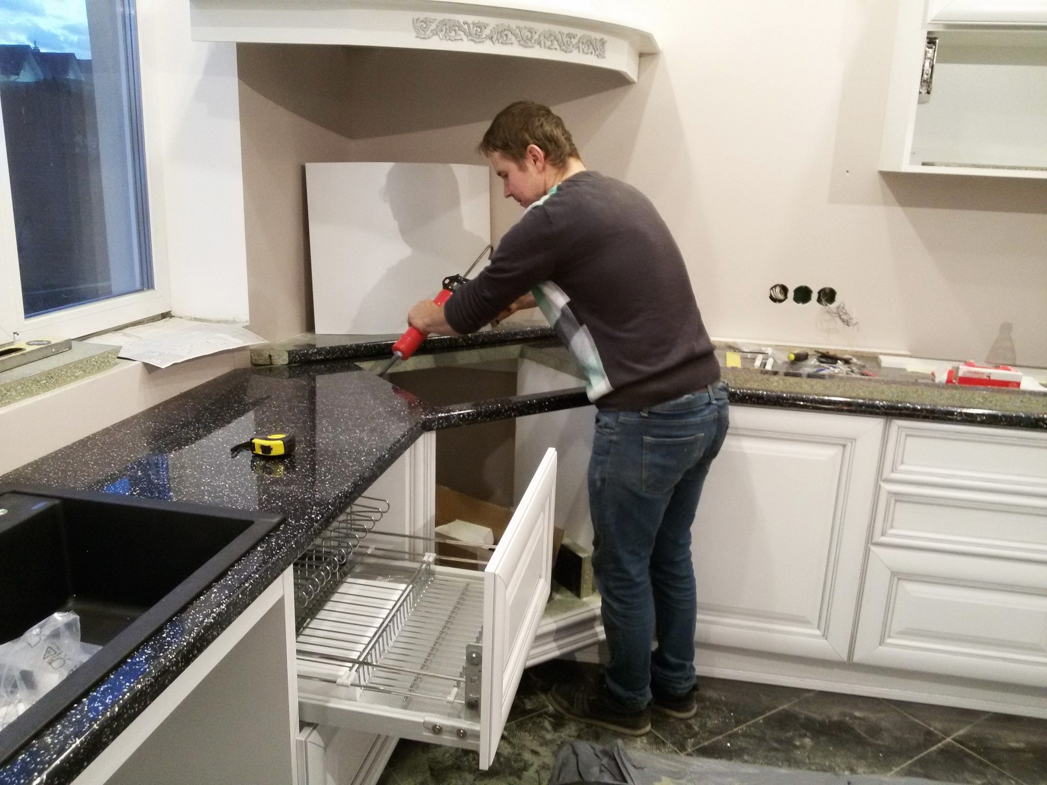 DIY countertop assembly