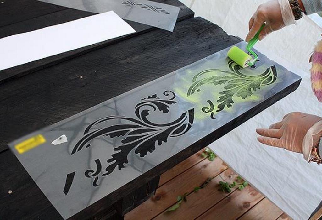 stencil painting