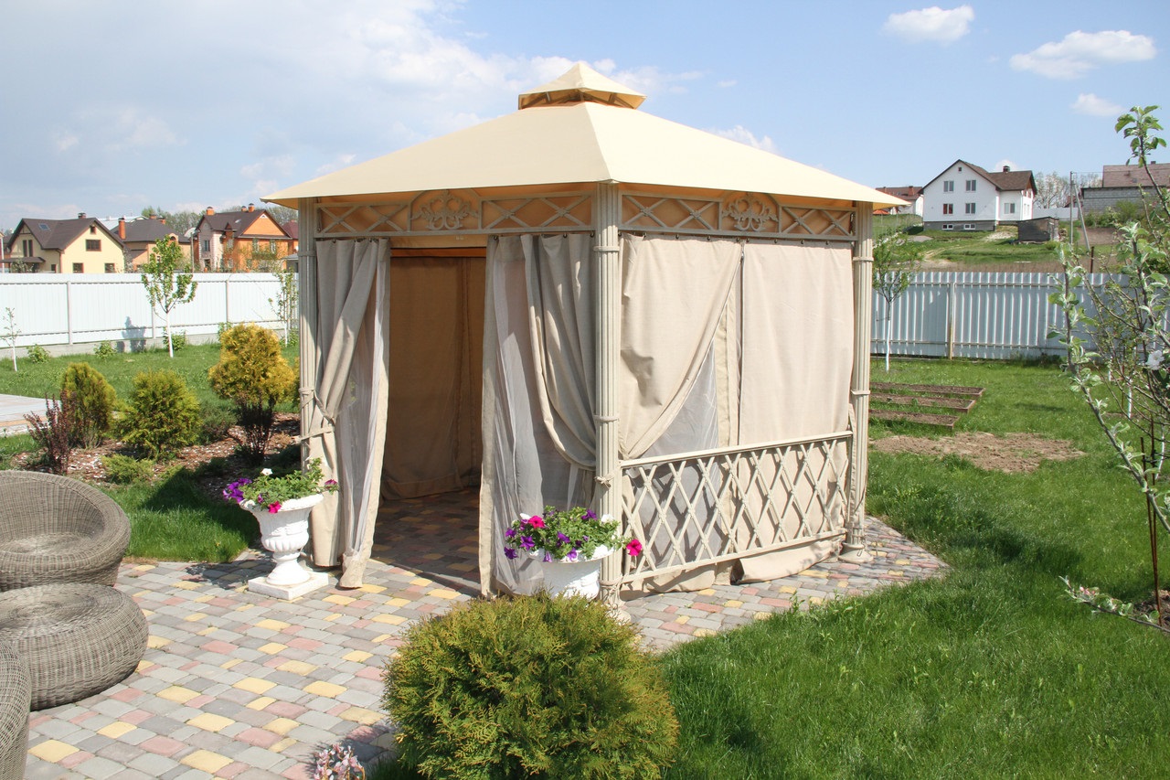 street curtains in the gazebo