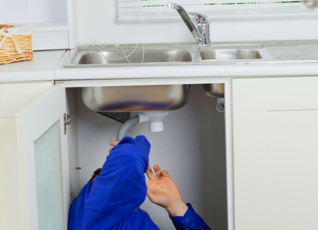 installing a siphon on a sink