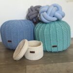 knitted pouf with box