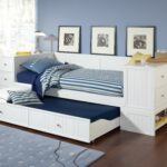 pull-out bed striped