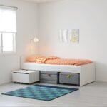 pull-out bed with carpet