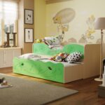 pull-out bed green