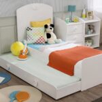 pull-out bed orange