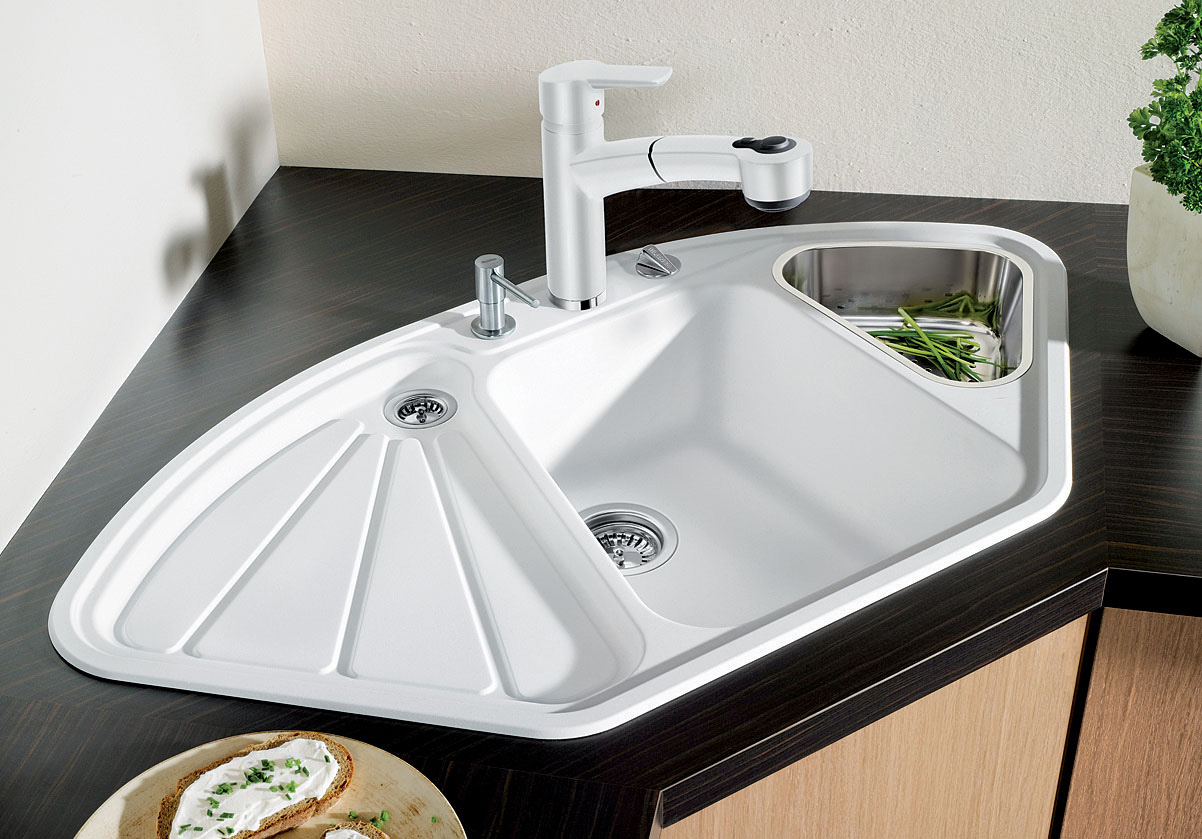 corner sink for dishes