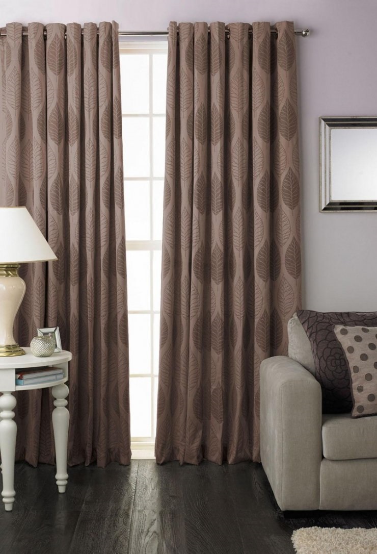 vertical pattern on curtains