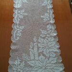 serviette de surlonge avec des bougies