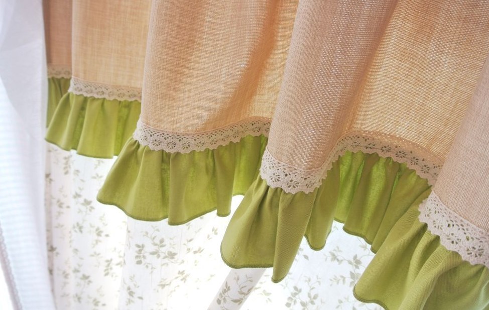 how to lengthen curtains with ruffles