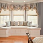 cornice for bay window overview