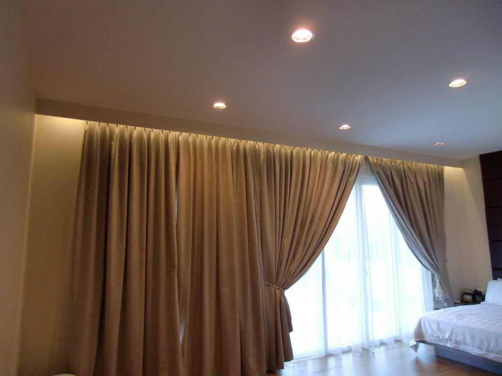 curtain rod for curtains with stretch ceiling lighting