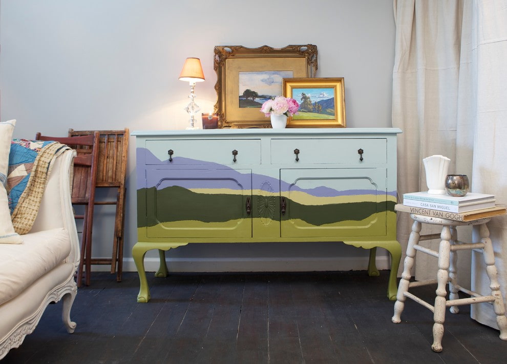 chest of drawers in the interior