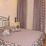 set of curtains and bedspreads design photo