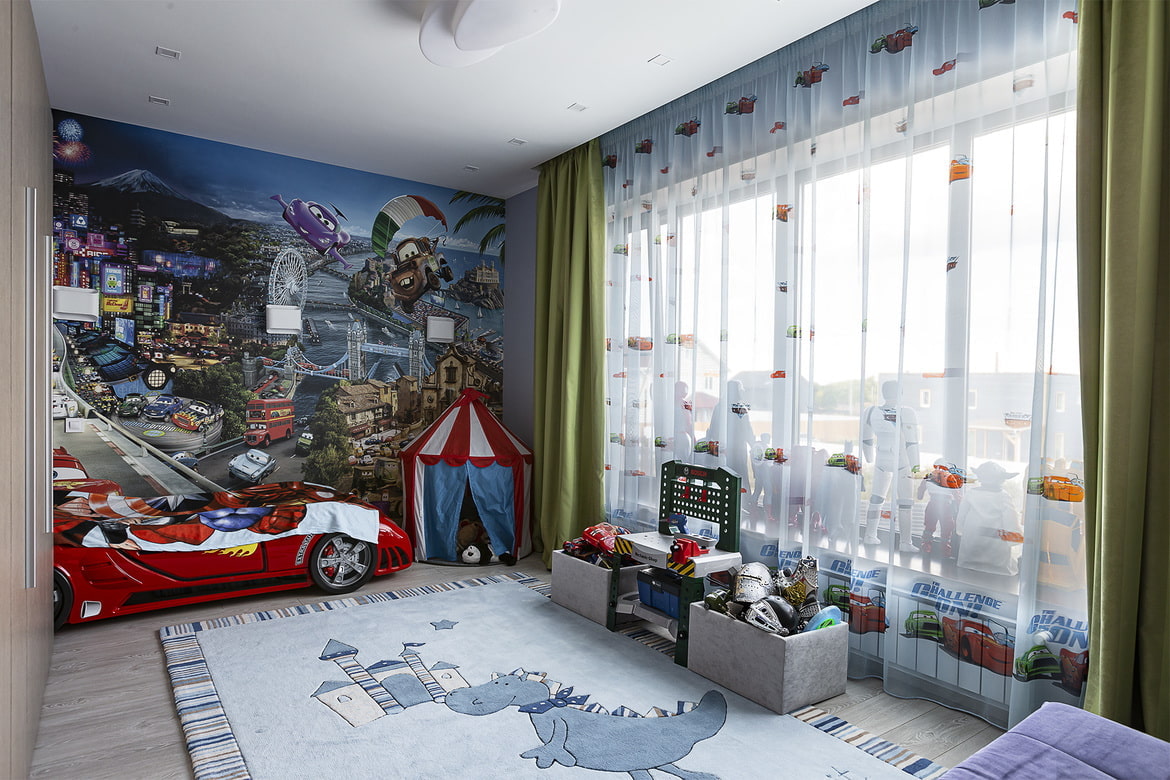 tapis à l'intérieur d'une photo d'enfants