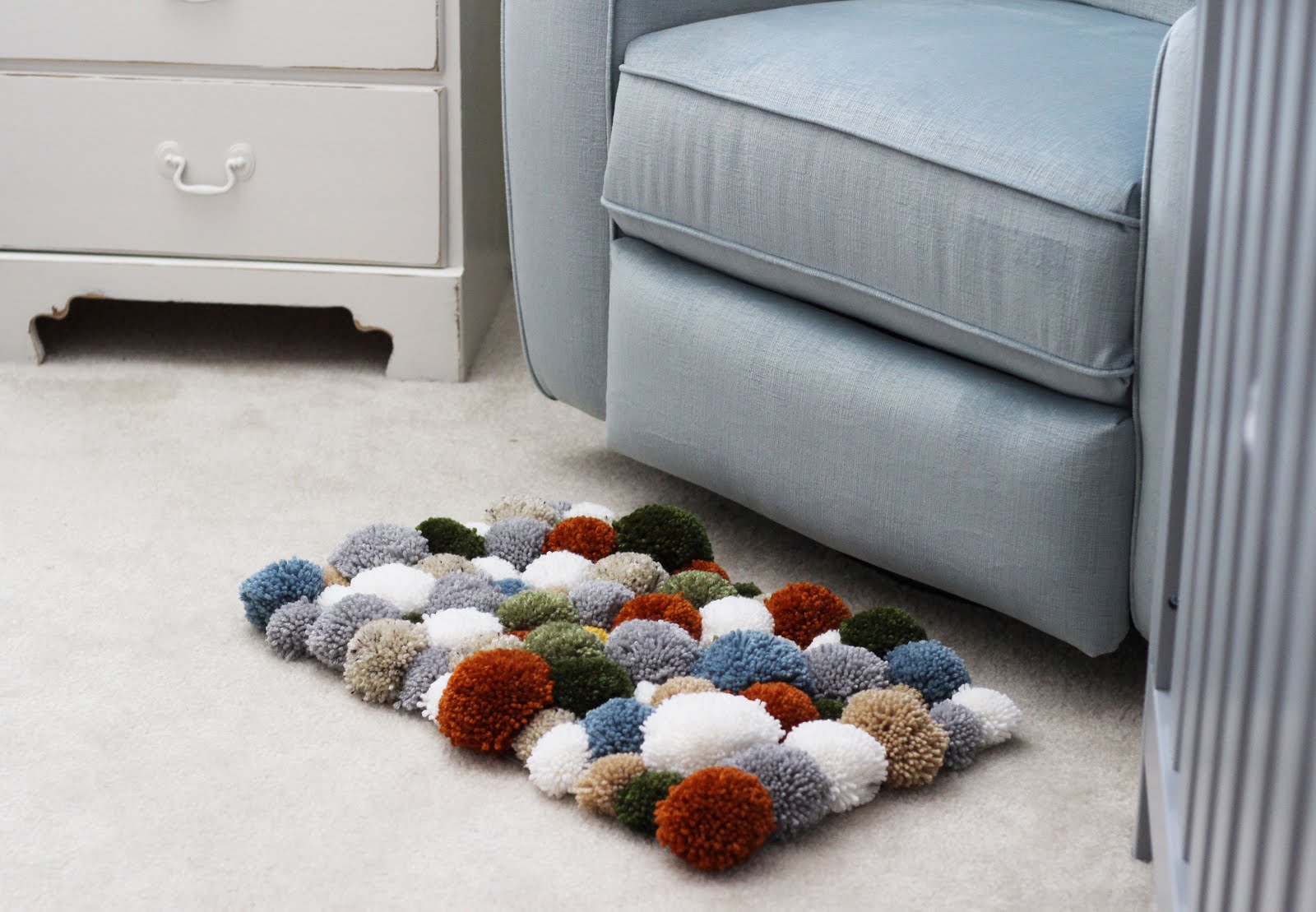 pom pom rug design ideas