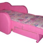 armchair-bed pink