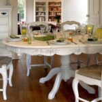 round table design photo