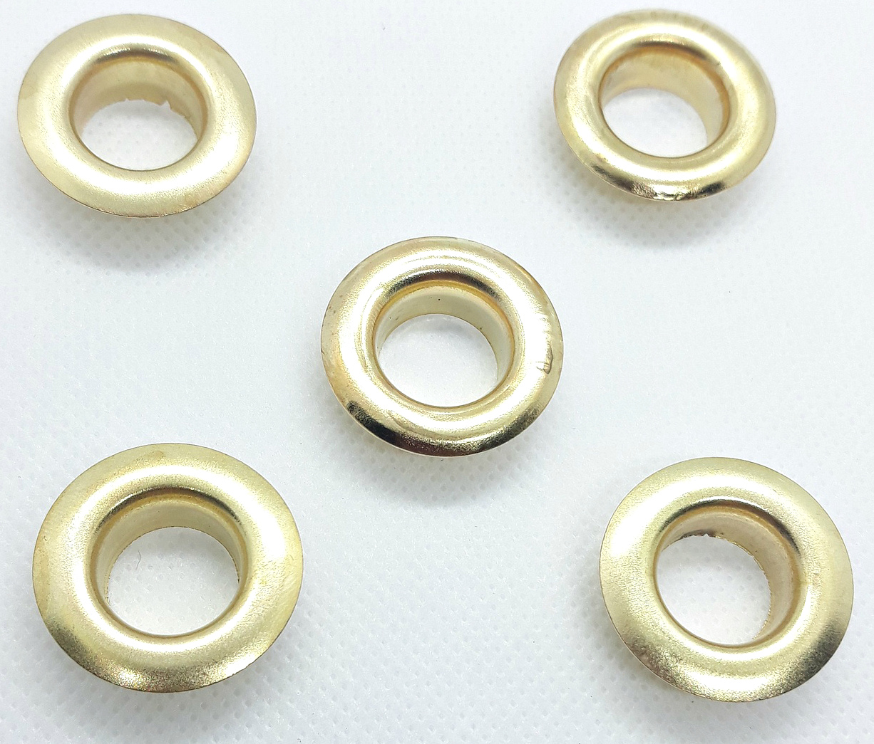 eyelets photo