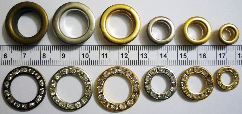 sizes of eyelets