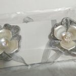 curtain magnet flowers silver