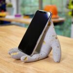 phone stand decor