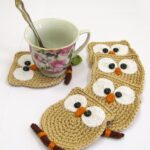 stand for hot crochet photo decor