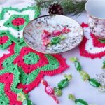 stand for hot crochet photo decor