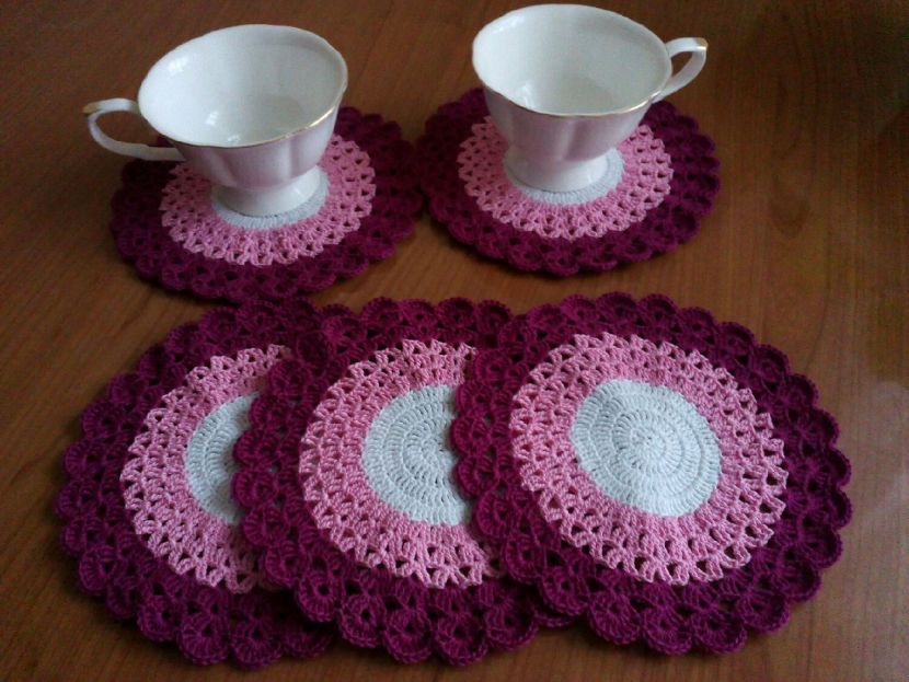 stand for hot crochet rose photo