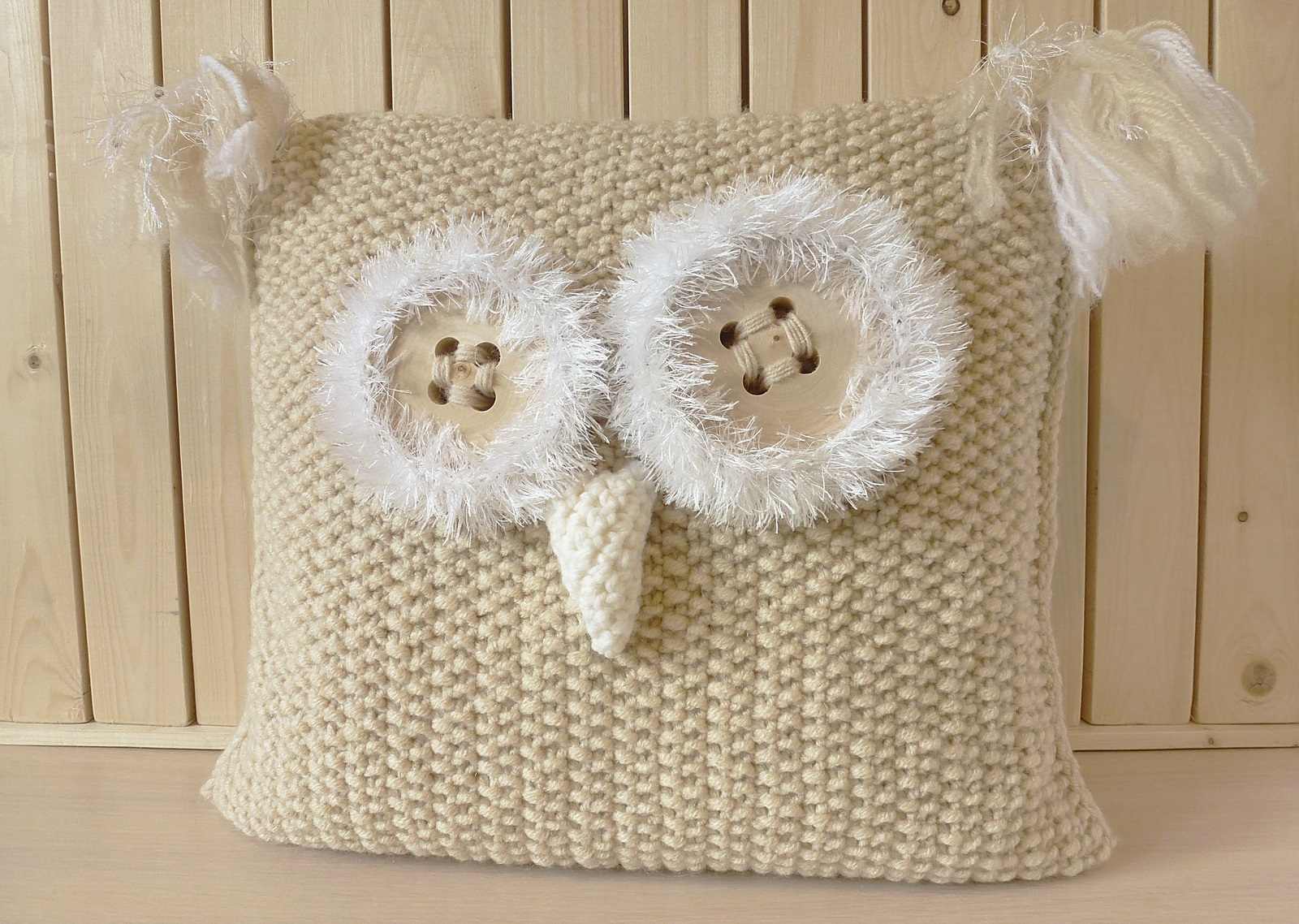 knitted owl pillow