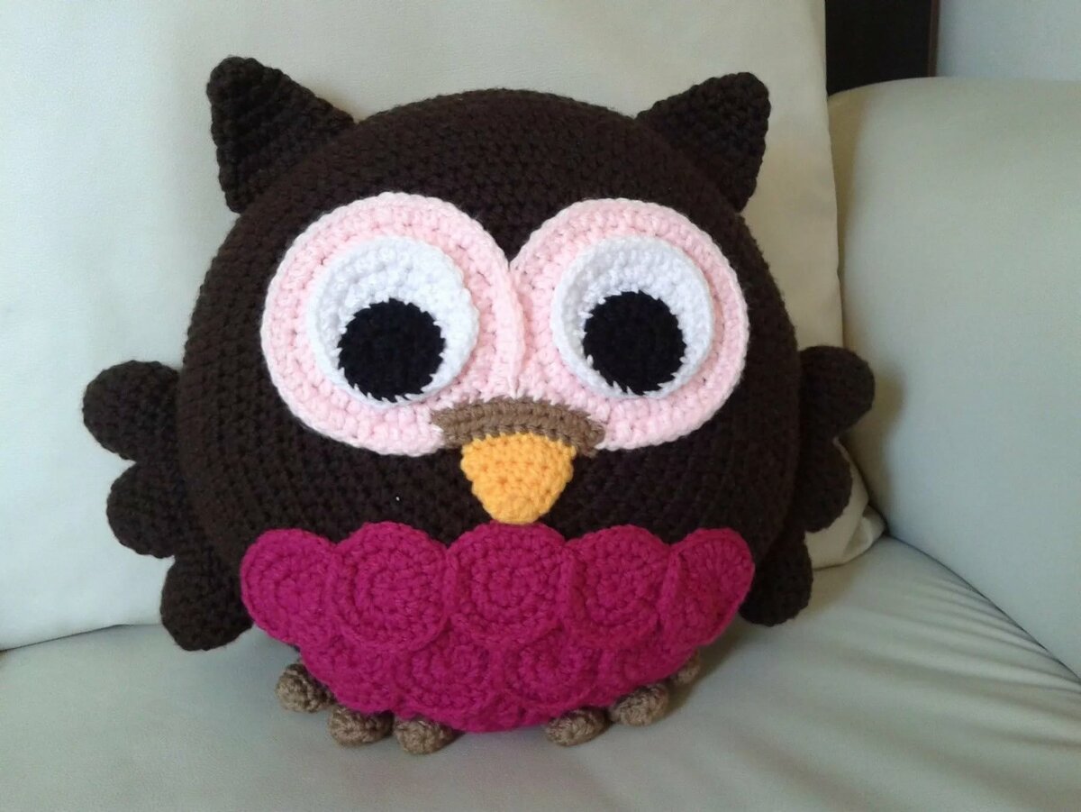 owl beak pillow