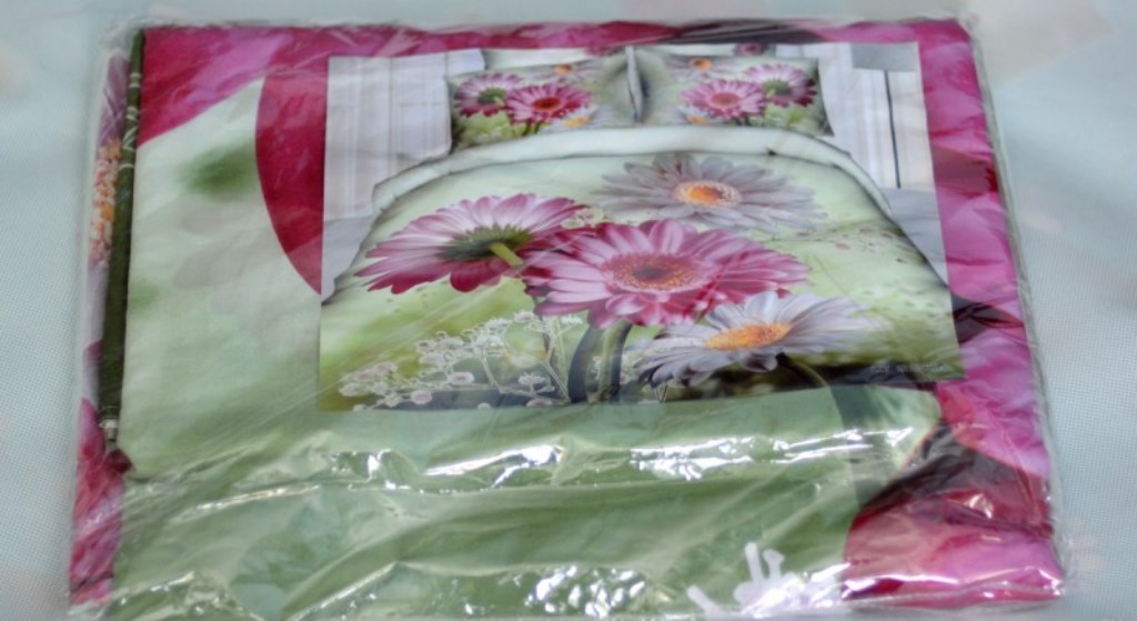 bed linen in the package