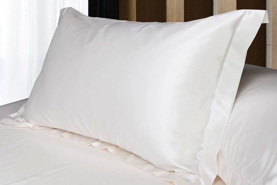 bedroom pillow sizes