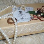 box with beads