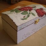 shabby chic box with red roses