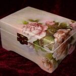 box shabby chic with roses