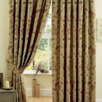 fastening curtains in colors