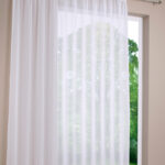 curtains on the profile cornice photo types