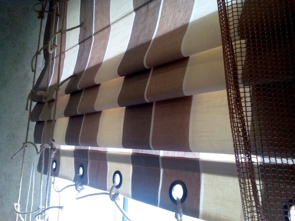 Roman shades in a nautical style