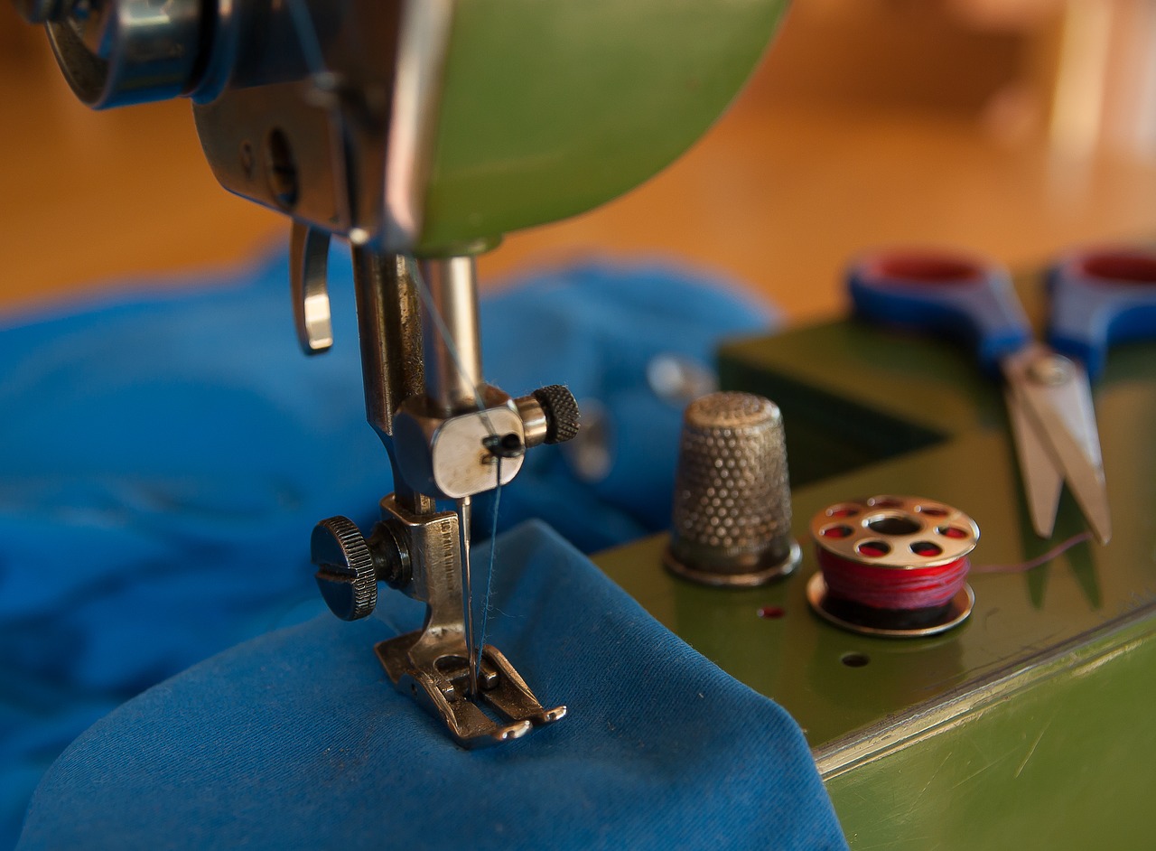 sewing high-tech curtains